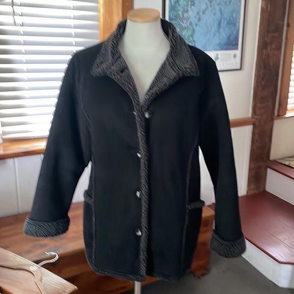 L.L. Bean coat - Picture 2 of 14